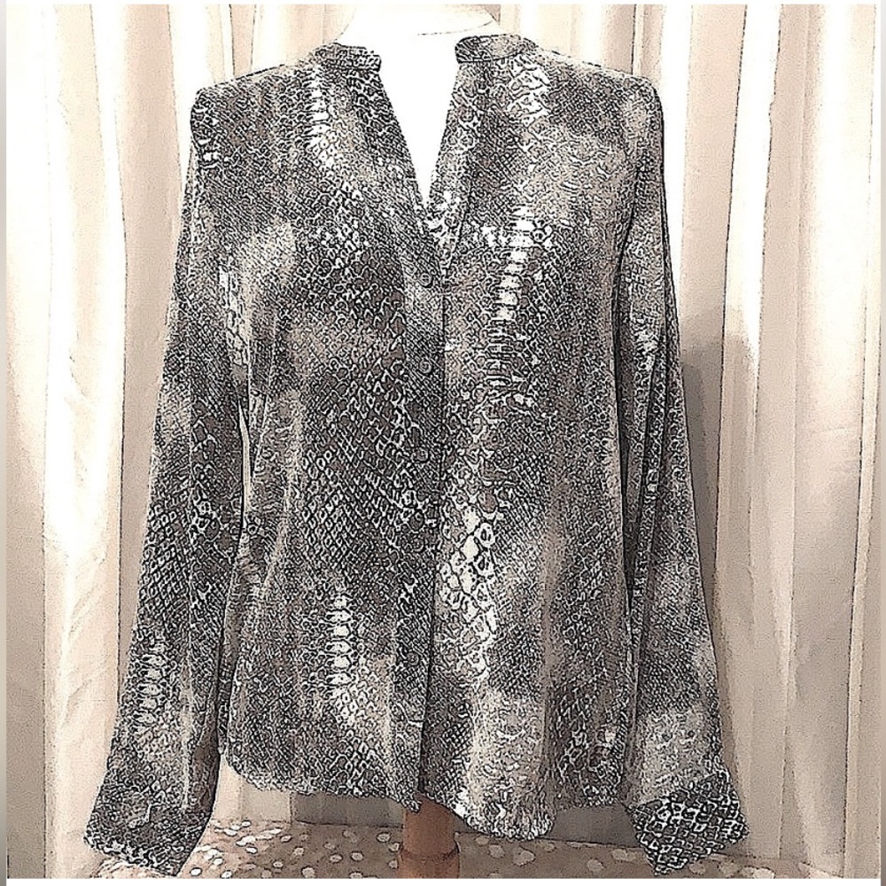 Calvin Klein size M grey sequinned blouse